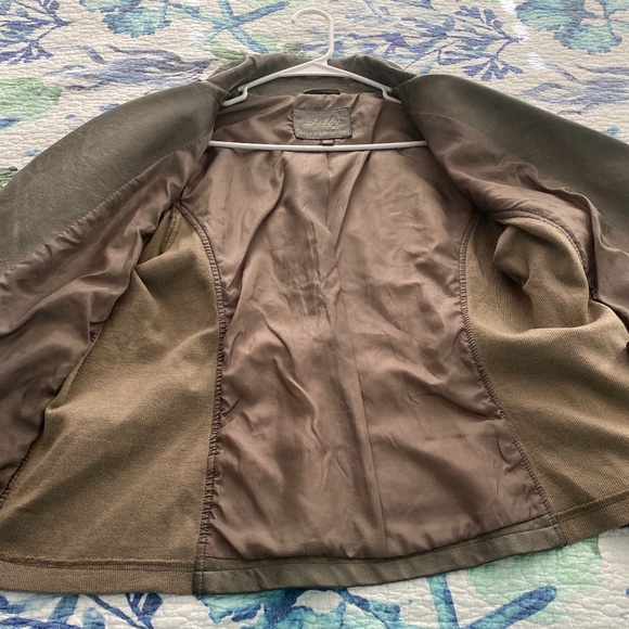 Jacket - Picture 2 of 2